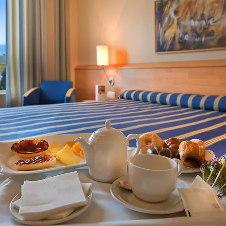 Flag Valencia Hotel 3*